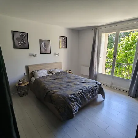 Maison Les Hirondelles Ferienhaus *