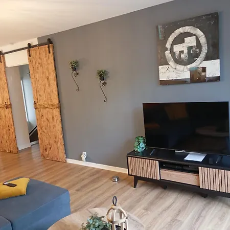 Maison Les Hirondelles * قرقشونه