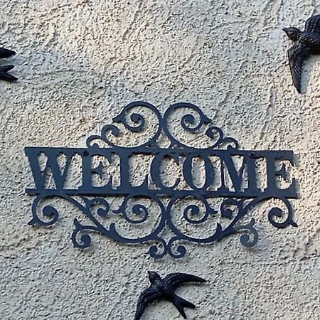 Maison Les Hirondelles Nyaraló *