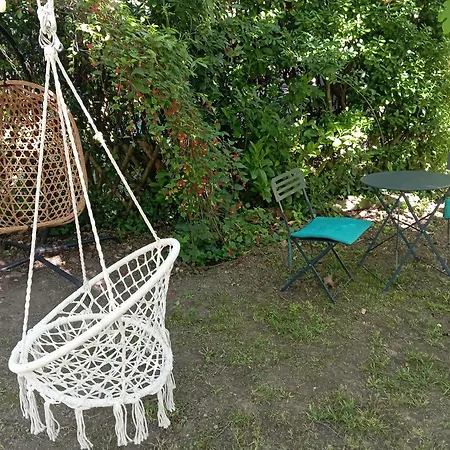 Maison Les Hirondelles * قرقشونه